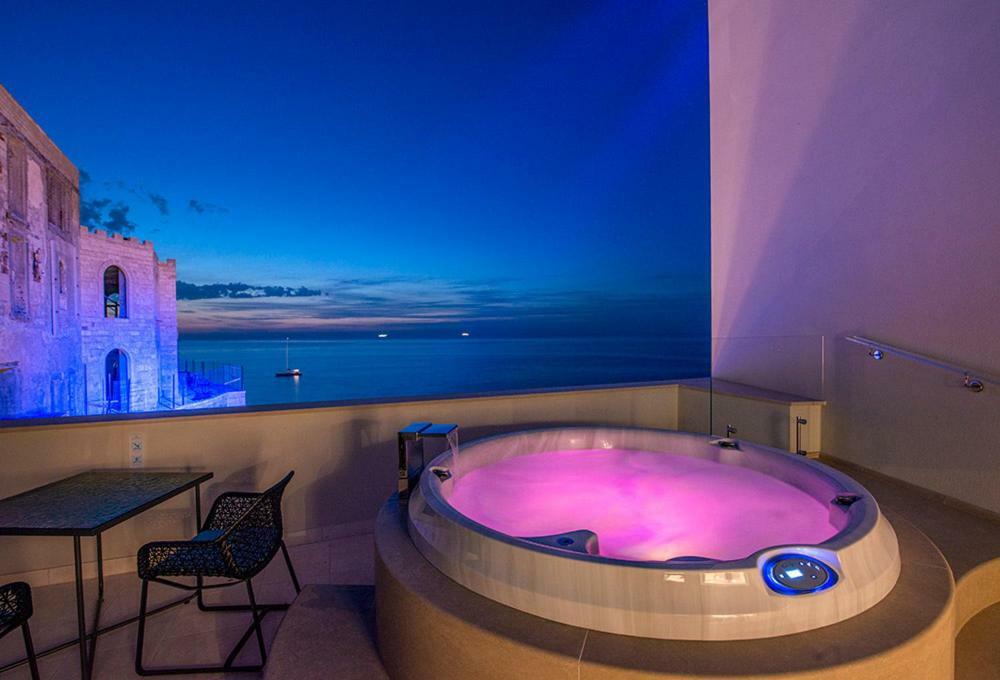 Grotta Palazzese Hotel 5*