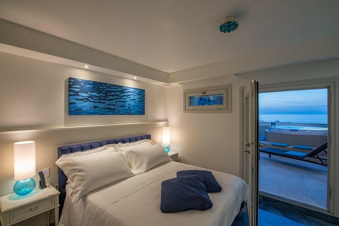 Grotta Palazzese Hotel 5*