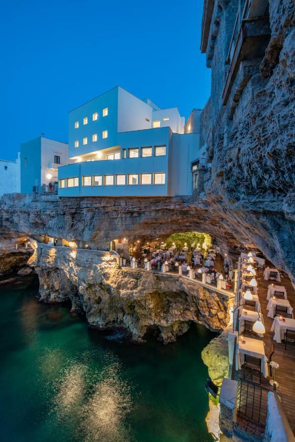 Grotta Palazzese Hotel