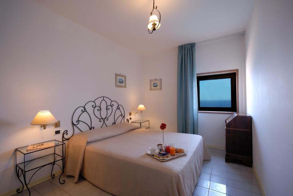 Grotta Palazzese 5*